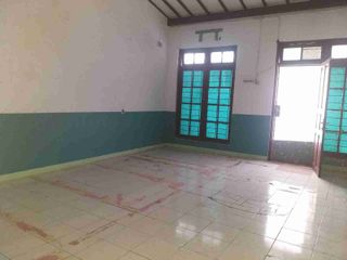 ruko pinggir jalan di sewa dgn harga murah