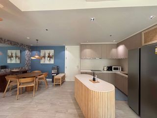 FOR RENT- BRANDNEW 1BEDROOM WITH BALCONY POOL VIEW IN 32SANSON BY ROCKWELL CONDO, LAHUG CEBU CITY. A HIGH-END GARDEN CONDO.
