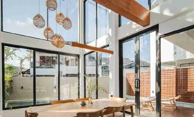 FOR SALE BRAND NEW  BEAUTIFUL DESIGN AND MODERN LUXURY VILLA JIMBARAN, GOOD LIGHTING, FREEHOLD 200 M2