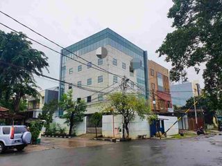 Gedung Kantor 5 Lantai di Sunter, Jakarta Utara.