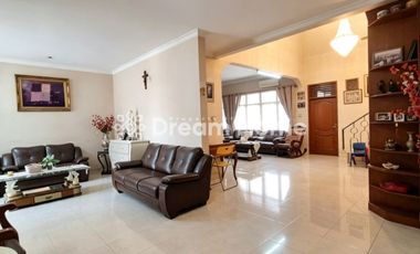 Rumah 2 Lantai Semi Furnish di Modernland Tangerang