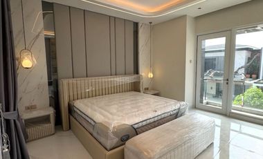 Dijual Rumah PASADENA GRANDE Full Furnish Mewah