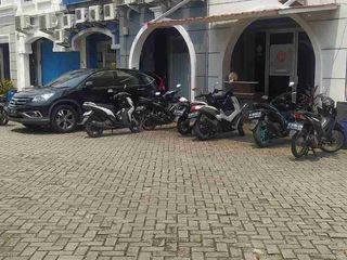 Sewa Ruko 2 Lantai kompleks Ruko Victorian Bintaro, Tangerang Selatan