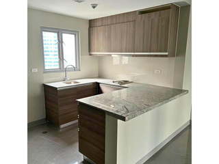 1 Bedroom Condo For Sale in The Ellis Salcedo Village Makati