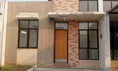 Dijual rumah siap huni bundaran terakhir citra raya Tangerang