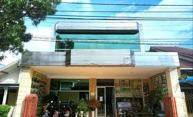 Dijual Rumah Cocok untuk Usaha di Jl Cimanuk Malang