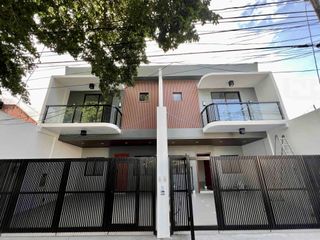 FOR SALE: 4BR Townhouse with Parking Slot in BF Resort Village