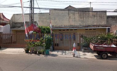 Rumah Dijual Kebalen Malang Dekat Pasar Besar & Stasiun