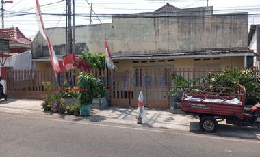 Rumah Kebalen Malang Dekat Pasar Kebalen Cocok Untuk Usaha