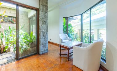 For Sale: Upscale 5-Bedroom Prime Corner Estate in Ayala Alabang Village, Muntinlupa