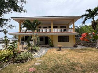 OVERLOOKING PROPERTY HOUSE AND LOT FOR SALE IN DAUIS PANGLAO ISLAND OF BOHOL