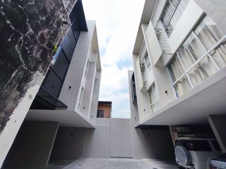 Brand-New 3BR Townhouse with 2-Car Garage in Project 4