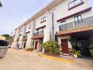 3-Storey Semi-Furnished
Townhouse for Rent in Lahug, Cebu City