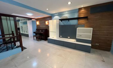 San Juan Townhouse near M.Paterno