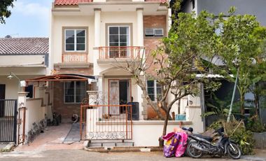 Dijual cepat rumah di taman palem Karawaci   Tangerang