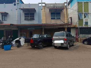 2 Unit Gandeng Ruko di Mega Legenda 1 dekat Bandara Hang Nadim