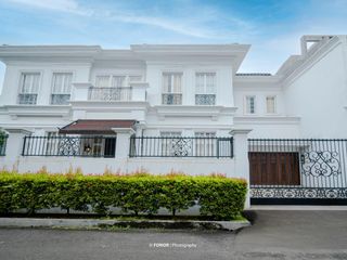 FOR SALE RUMAH MODERN CLASSIC LUXURY DI JANTUNG KUNINGAN JAKARTA SELATAN