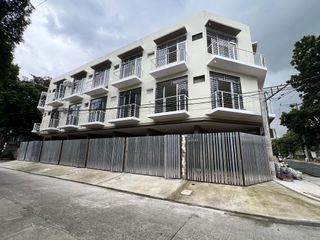 3BR Townhouse in Vasra, Quezon City with 2-Car Garage For Sale  | 10.2M For Sale - LSS
