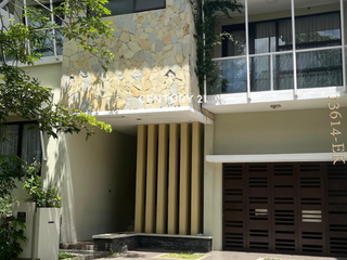 Dijual Rumah di Kebayoran Residence Bintaro Jaya Sektor 7