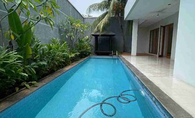 dijual rumah mewah kemang jaksel