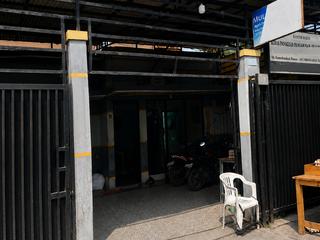 Dijual Rumah Cocok Untuk usaha di Pinggir Jalan BTC 18908 ND