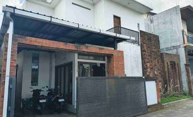 Jual Cepat Rumah 2lt Di Peguyangan Ayani Utara Denpasar area strategis untuk hunian.