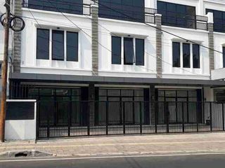 Disewakan Ruko gandeng 3 & 3 lantai area ramai di duren sawit jakarta timur