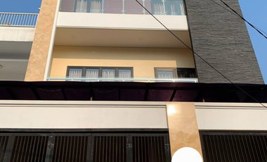 Dijual Rumah Full Furnished Mewah Sunter Jakut – Jalan Labkes, 3 Lantai LB 315m² (4.3M Nego)