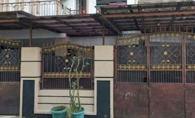 Jual Rumah di Gading Mas Timur II, 1,5 Lantai, 4+1 KT, 4 KM, SHM, Jalan Depan Nyaman untuk 2 Mobil