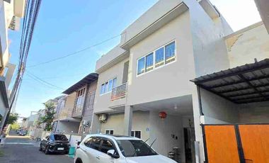 Jual Cepat Rumah 2lt Jl Pedungan Drnpasar Selatan area Nyaman & Strategis untuk hunian