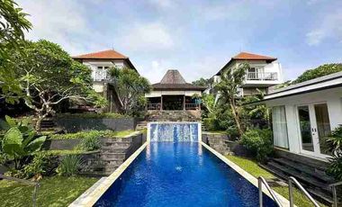villa kayutulang cangguu