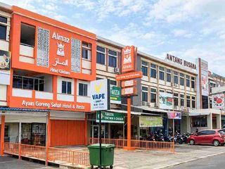 Ruko Sewa 2 Unit Antang Bisnis Center poros jalan utama