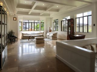 5 Bedrooms House For Lease in Corinthian Gardens Quezon City