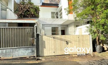 MODERN TROPICAL HOUSE IN PURA MERTASARI FOR SALE OR LEASEHOLD