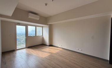 Park Mckinley West - Tower C | Two Bedroom 2BR Condo Unit For Rent/Sale- #9557
