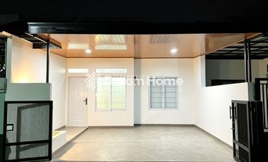 Rumah Siap Huni, Nyaman & Fungsional di Simprug