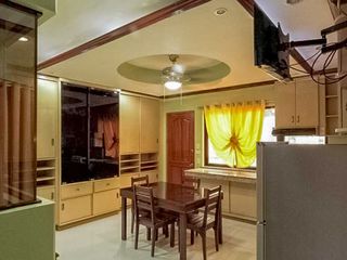 Modern and Spacious Building for Sale in Advent Homes, Labangon