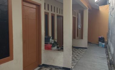 Dijual cepat rumah kontrakan 3 pintu di Cipondoh Tangerang