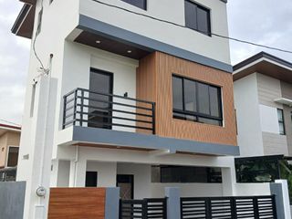 For Sale 3 Storey Single Detached Residential Unit