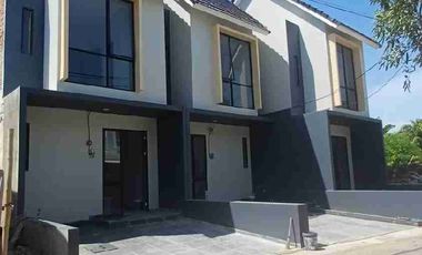 Dijual Rumah Baru Park Residence, lt. 65 m2, 2 lt, hdp utara