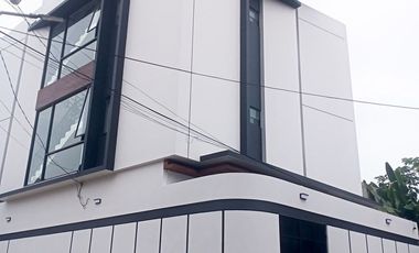 Kost Aktif di Medang Lestari, Gading Serpong  Bangunan 3 lantai, baru
