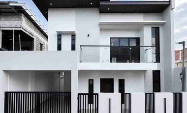140sqm House and Lot of 4 Bedrooms/ 3 Toilet & Bath with 1 Carport near Clark Airport Angeles Pampanga