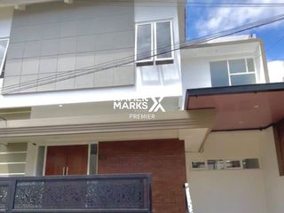 Dijual Rumah 2 Lantai dengan Private Pool di Ampeldento, Karangploso, Kota Malang