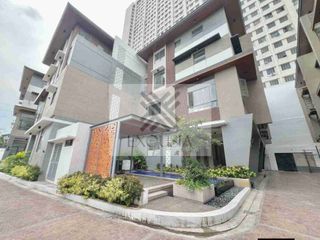 4-Storey Ready for Occupancy Townhouse in Tomas Morato, Quezon City