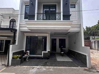 Rumah baru 2lantai siap huni dalam cluster di Jagakarsa Jaksel
