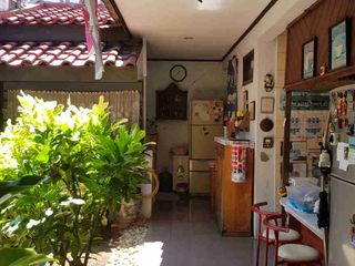 RUMAH DIJUAL PETOJO SELATAN