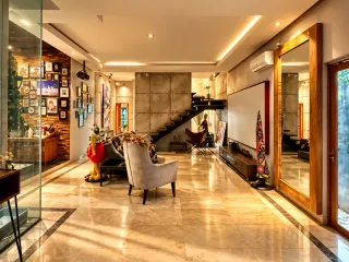 Rumah plus kantor rapi bagus ,Kemayoran Jakpus, murah