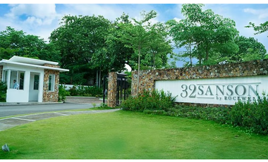 1 Bedroom w/ Car Garage Condo for sale in 32 SANSON Brgy. Lahug Cebu near SM : Clean Title