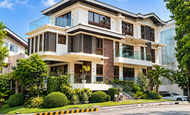 3 Bedroom 3BR Semi-Furnished House for Sale in McKinley Hill Taguig City