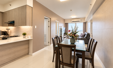 2 Bedroom 2BR Condo for Sale in Oak Harbor Residences Parañaque City